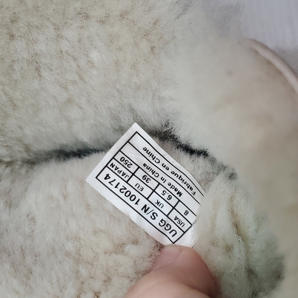 Ugg Australia Women Bailey I Do Wedding Bridal Short Sheepskin Boots shoes 8 - Picture 13 of 15